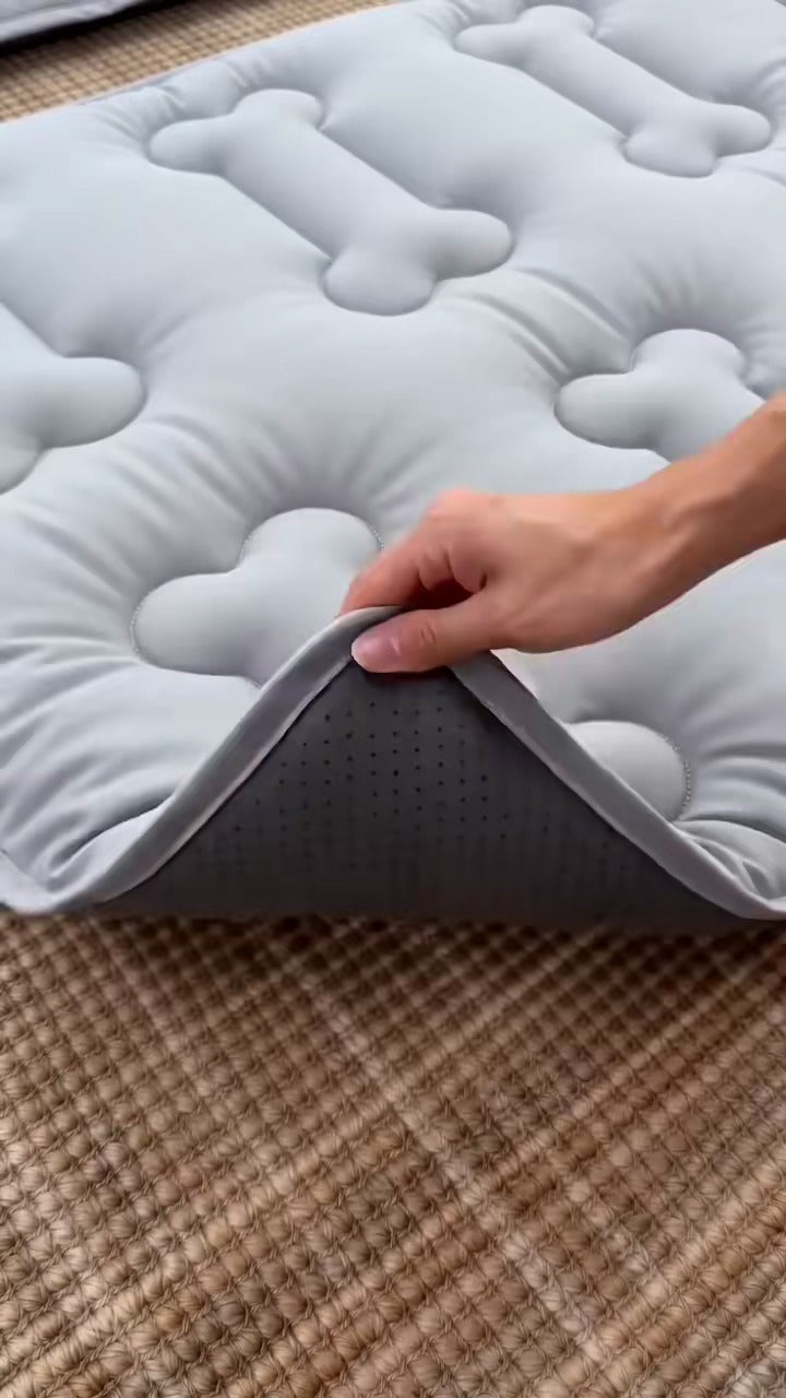 Dog cooling mat — product reference image
