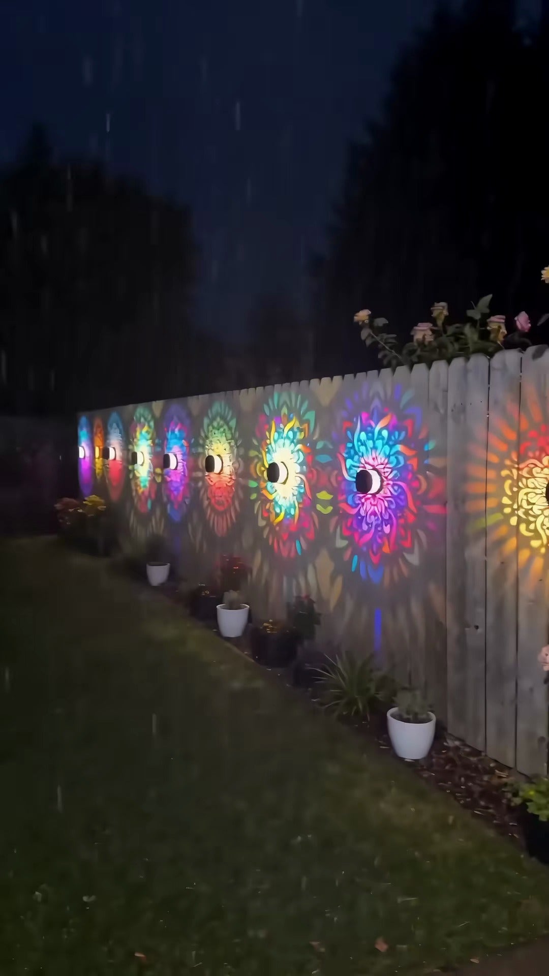 Glowfence Solar mandala projector wall light — product reference image