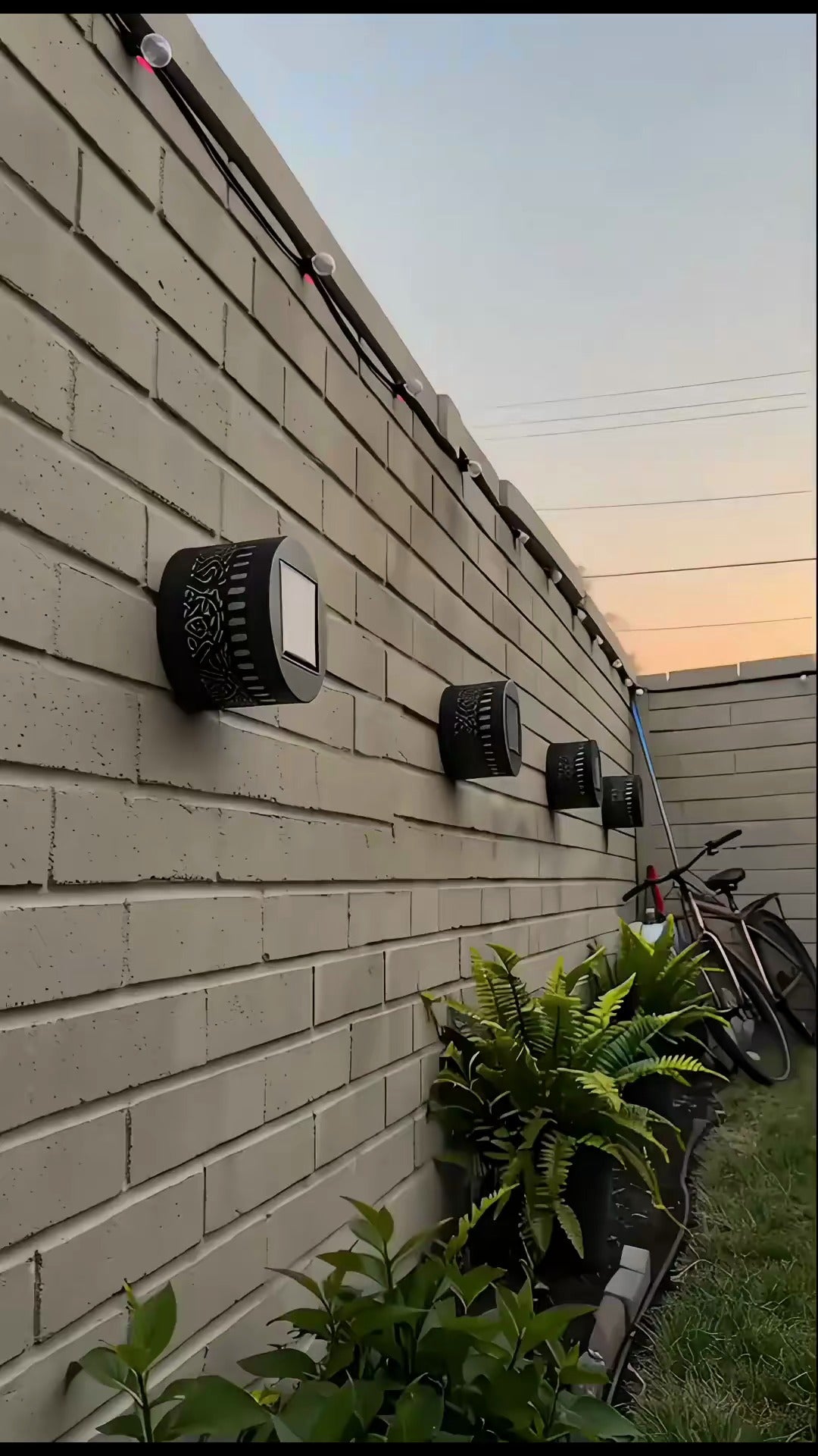 Glowfence Solar mandala projector wall light — product reference image