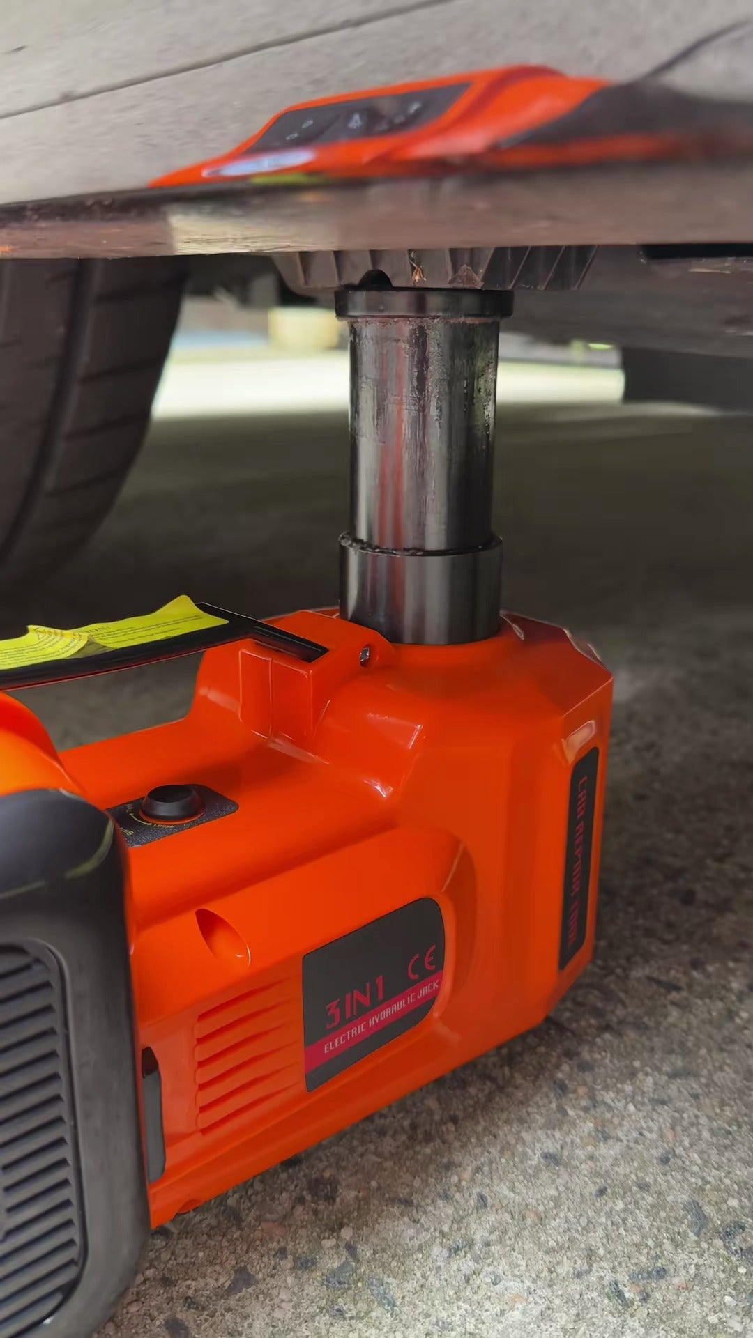 Liftkit Portable electric car jack kit — product reference image