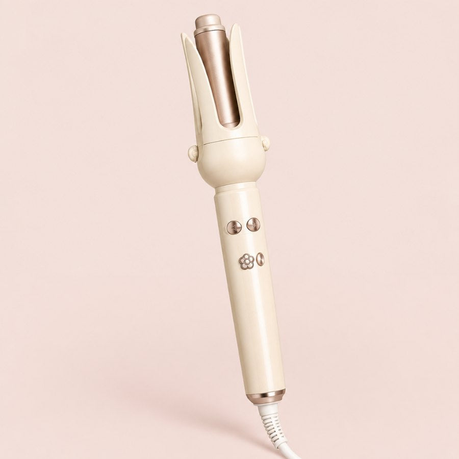 Curlerwise automatic curler on a plain background